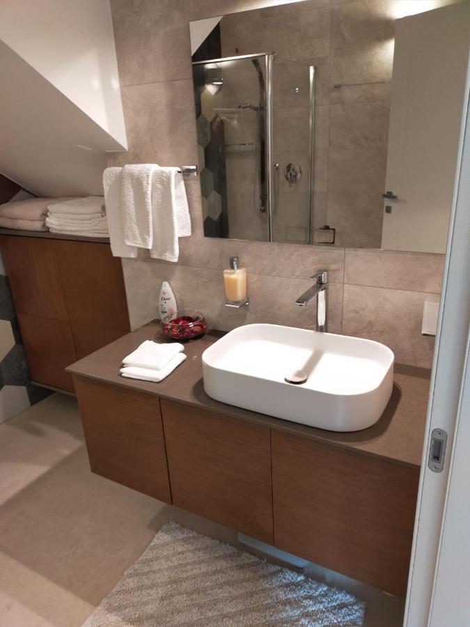 Sweet Dream Deluxe Apartment Sirmione Eksteriør bilde