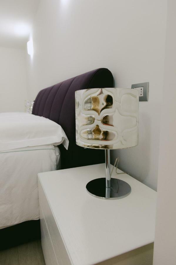 Sweet Dream Deluxe Apartment Sirmione Eksteriør bilde