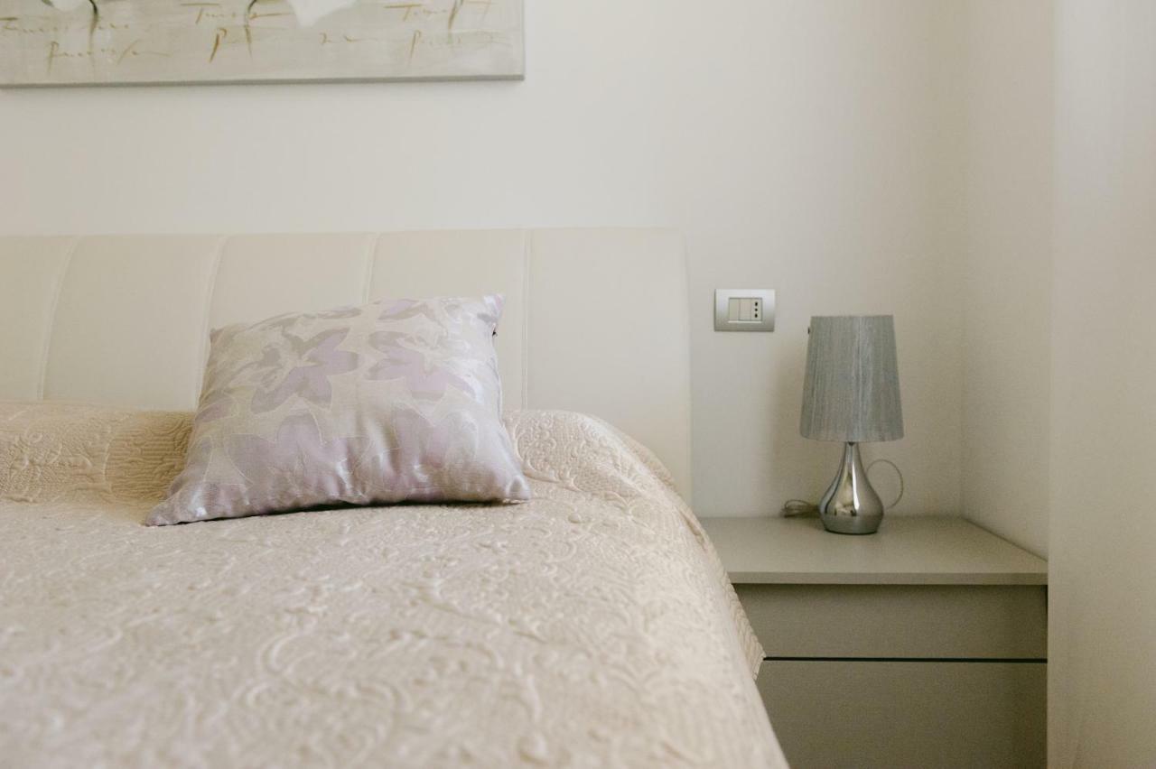 Sweet Dream Deluxe Apartment Sirmione Eksteriør bilde