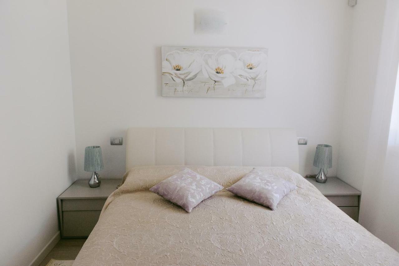 Sweet Dream Deluxe Apartment Sirmione Eksteriør bilde